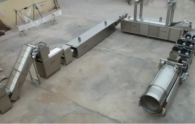 Potato chip making machine
